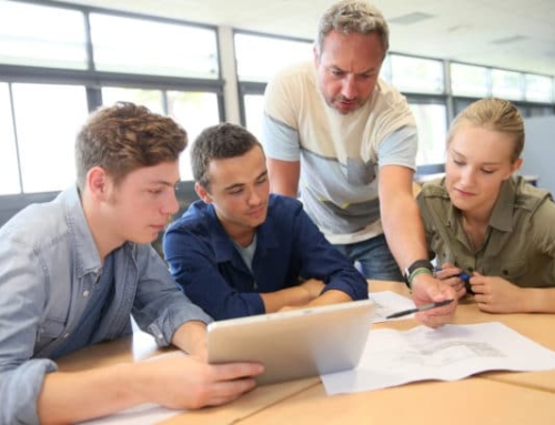 La formation se transforme aussi mais ne disparait pas…